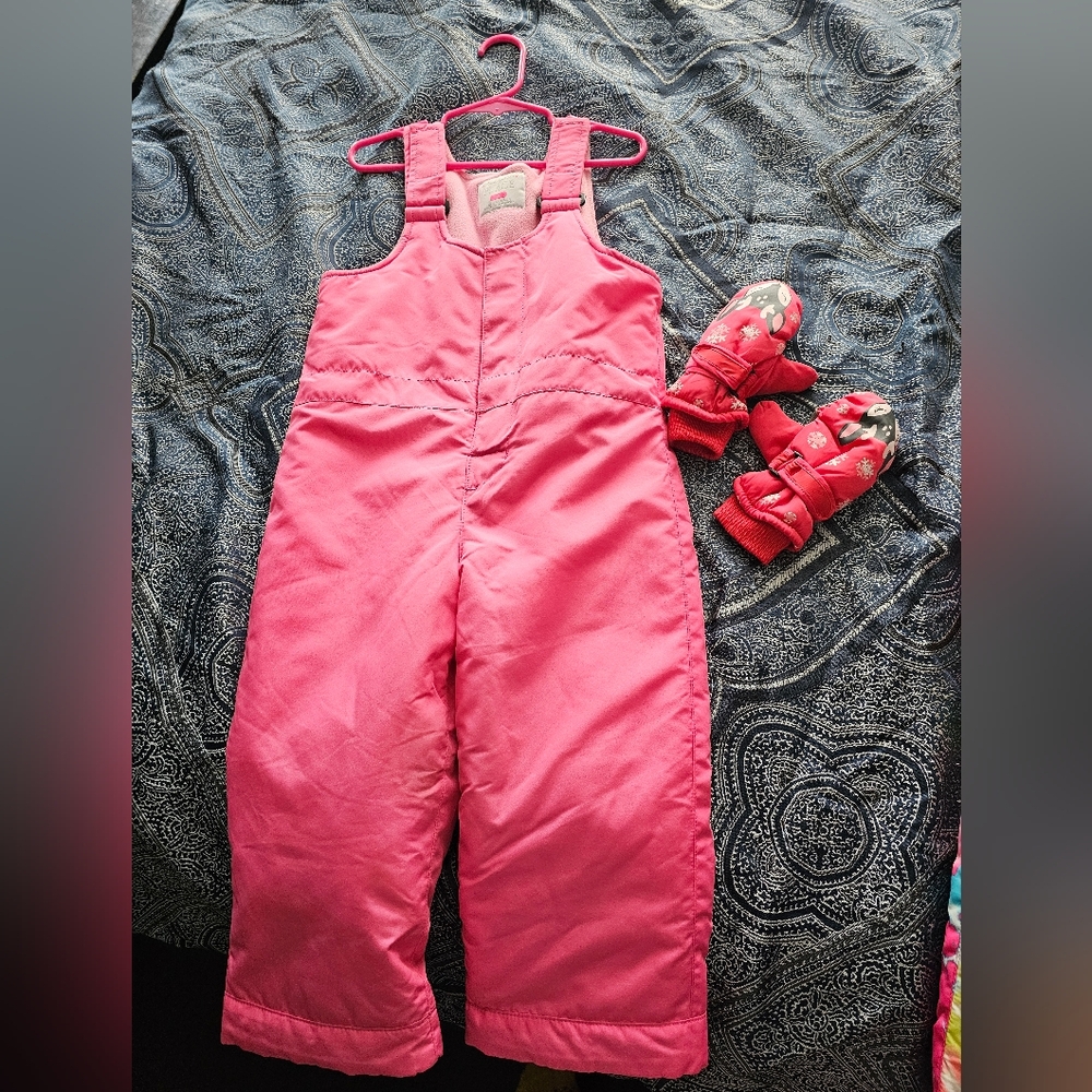 Snow gears for toddlers.  Carters and Children's place brand. Pink